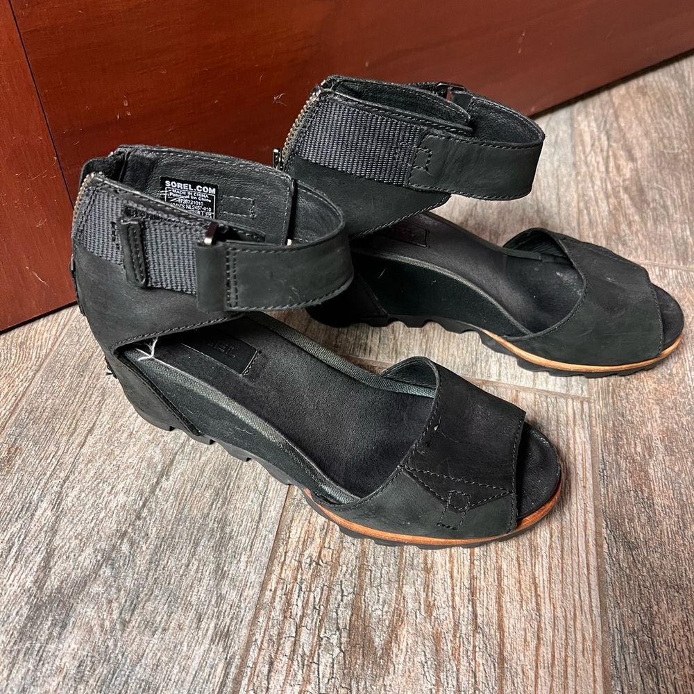 Sorel Black Women's Sandals